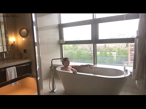 ❤️ Una nena tremenda masturbant-se apassionadament el cony al bany ️❌ Vídeo de merda al ca.milf-nut-net.ru ❌❤